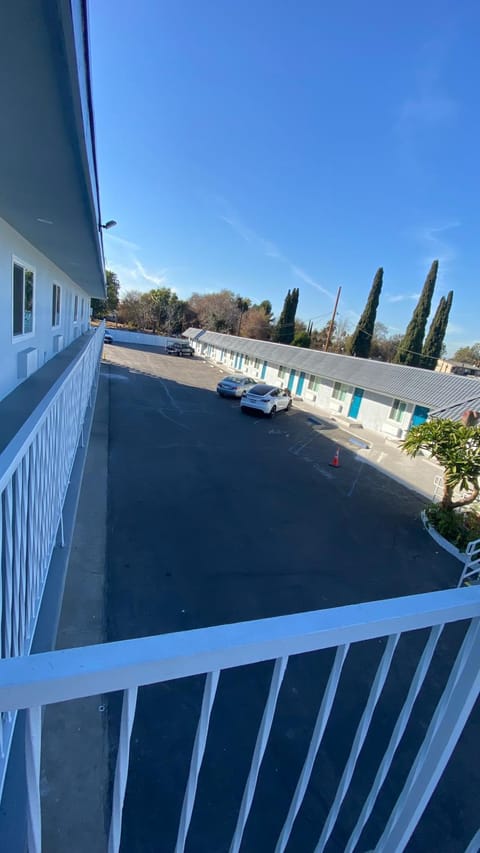 Balcony/Terrace, Parking