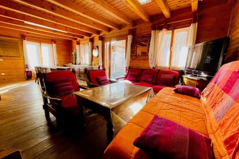 Beautiful chalet near the center of Briançon Chalet in Briançon