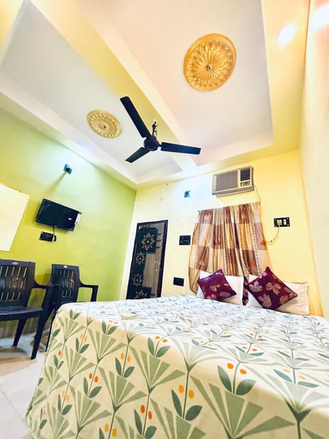 Sun India Guest House Bed and Breakfast in Kolkata
