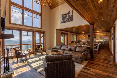 Majestic View Hideaway at Eagles Nest Casa in Beech Mountain