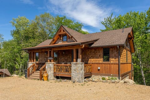 Winterfell Lodge at Eagles Nest House in Beech Mountain