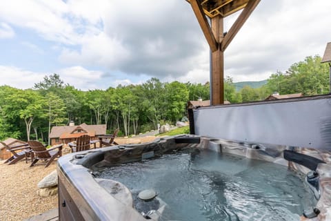 Peak A View at Eagles Nest House in Beech Mountain