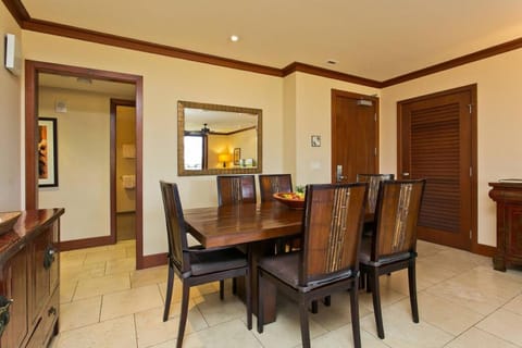 Ko Olina Beach Villas O410 - 2BR Luxury Condo with Partial Ocean View House in Oahu