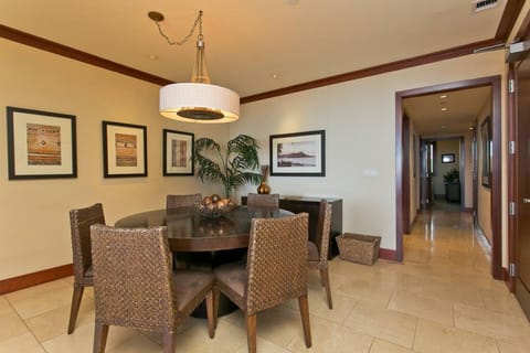 Ko Olina Beach Villas O1002 - 3BR Luxury Condo with Stunning Ocean View & 2 Free Parking House in Oahu