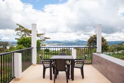 Patio, View (from property/room), Balcony/Terrace, Lake view