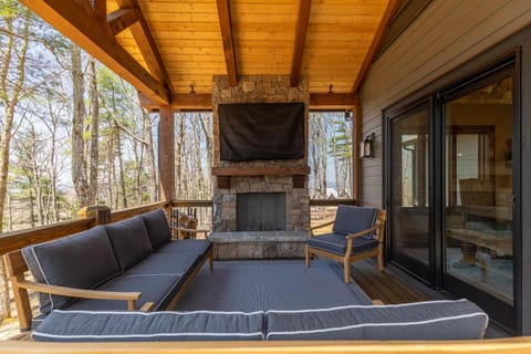 Antler Ridge at Eagles Nest House in Beech Mountain