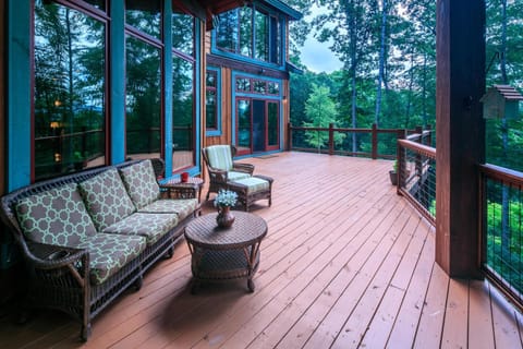 Koronida Lodge at Eagles Nest House in Beech Mountain