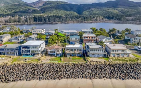 The Salty Salmon House in Rockaway Beach