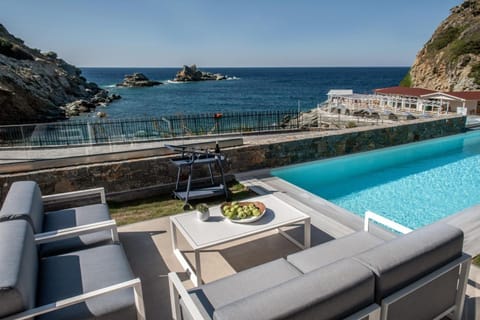 Made By The Sea Villas 8 BDRM Villa in Crete