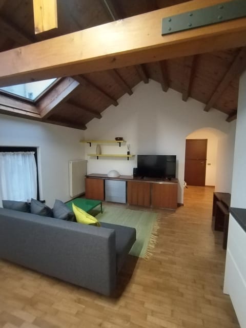 IL VICOLO_Carinissimo appartamento in centro storico, zona giorno mansardata Apartment in Belluno