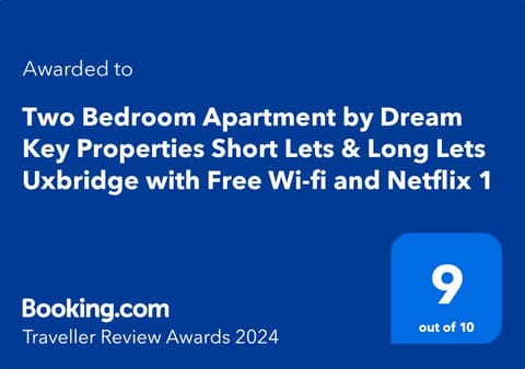 Spacious Two Bedroom Apartment by Dream Key Properties Short Lets & Long Lets Uxbridge- 1 Condo in Uxbridge