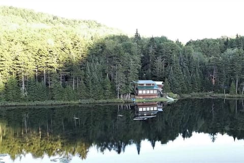 Middle Pond Cabin- Direct ATV & Snowmobile Access House in Pittsburg