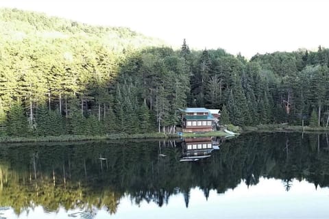 Middle Pond Cabin- Direct ATV & Snowmobile Access Casa in Pittsburg