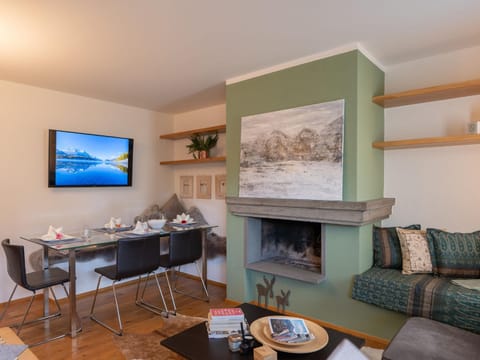 Apartment Chesa Polaschin 4 - Silvaplana by Interhome Apartment in Saint Moritz