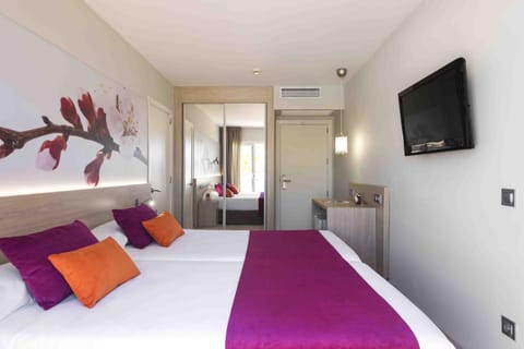 Garden Holiday Village - Adults Only Hotel in Pla de Mallorca