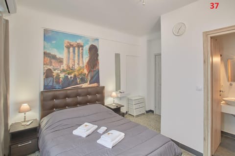 ATHENS COMMERCIAL Apartamento in Athens
