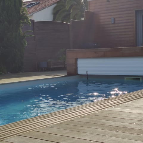 Maison avec piscine au calme à 2 pas de Bordeaux House in Mérignac