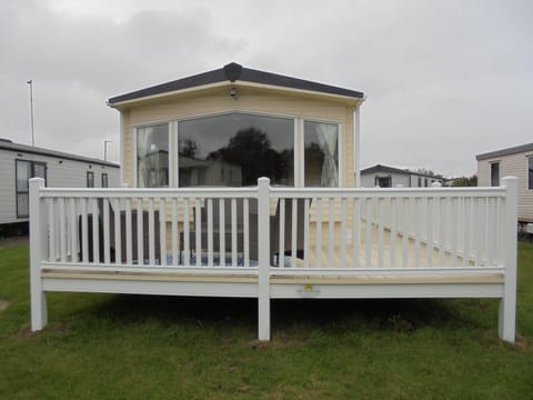 8 Berth on Southview Bowness Central Heated Apartment in Skegness