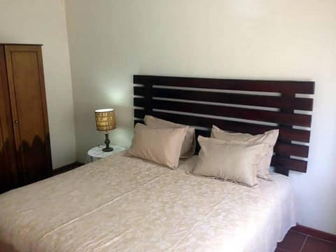2 bed guesthouse in Mabelreign - 2012 Condominio in Harare