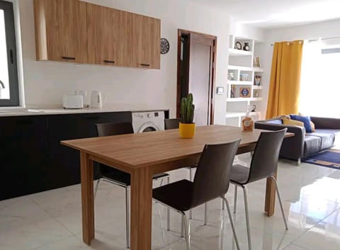 Stylish 3Bed Penthouse close to the Blue Grotto Copropriété in Malta