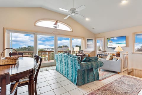 3014 Endless Horizons 8 Min Walk to Beach Pool House in Southern Shores