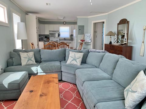 Sea & Sound - Top Level House in Topsail Beach