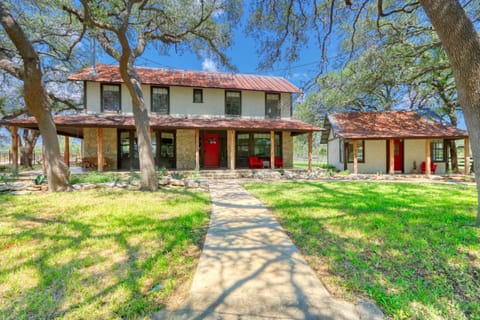 D2 Farms House in Wimberley