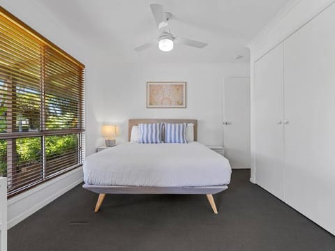 Pet Friendly House Maroochydore - 800m to the Beach House in Maroochydore