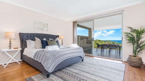 Surf Views on Northpoint House in Kiama