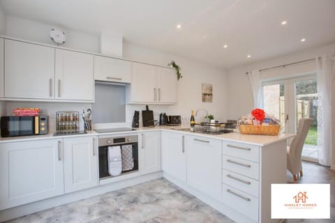 St Ives Bay - Immaculate Brand New 3Bed - Free Parking - Beach - WiFi Condominio in Hayle
