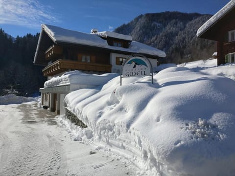 Property building, Winter