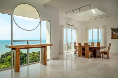 Dining area, Sea view