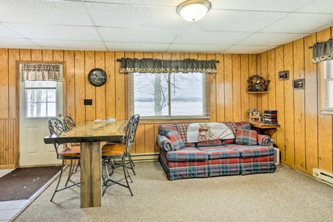 Tranquil Marenisco Cabin on Lake Gogebic! Casa in Lake Gogebic