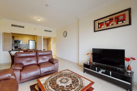 Key View - Qamar 9 Apartment in Al Sharjah
