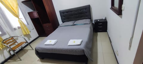 Bed, TV and multimedia, Bedroom, wardrobe