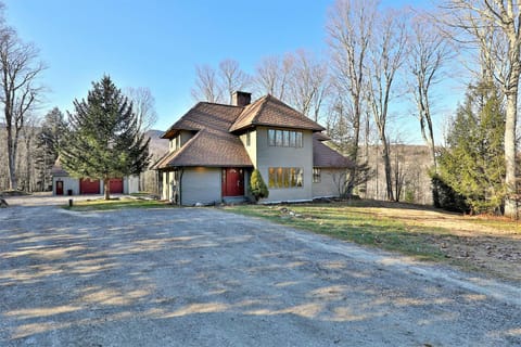 The Giguere House at Killington - Large Renovated 5BR 5,5BA Home Close to Mtn home House in Mendon