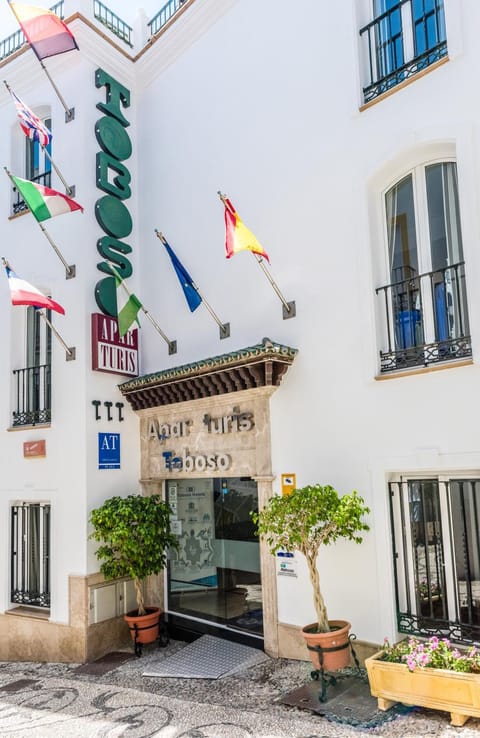 Toboso Apar - Turis Hôtel in Nerja