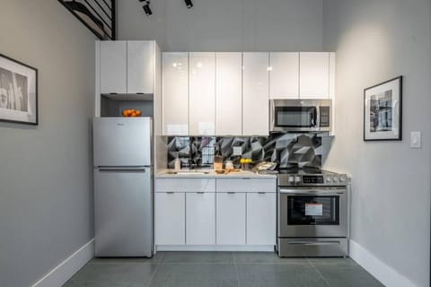 Brooklyn Bay Unique Stay Private LUXURY LOFT Apartment in Dyker Heights