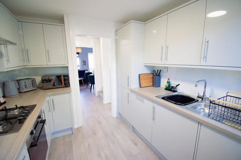 Ideal Lodgings in Whitefield Radcliffe Haus in Bury