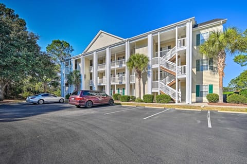 3-Bedroom Condo in Myrtle Beach with Pool! Copropriété in Carolina Forest