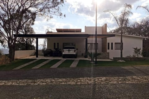 Casa Aguila Gran Reserva House in Ixtapan de la Sal