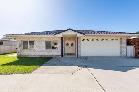 Anchor Iluka House in Iluka