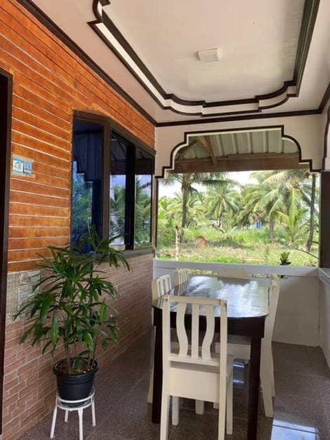 A tranquil & spacious 4-bedroom vacation home in Surigao del Sur, Philippines Haus in Caraga
