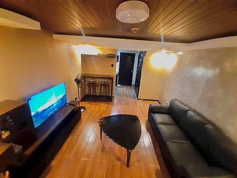 IV’s Condo w/ Netflix and Wi-Fi Appartement-Hotel in Pasig