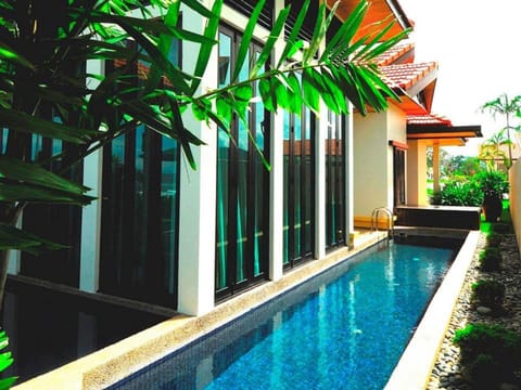 Penang 5bedroom Bungalow with pool Villa in Batu Ferringhi, Penang, Malaysia