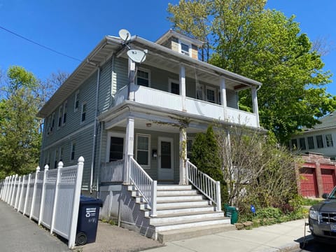 Pleasant 2br apartment in Cambridge Copropriété in Somerville