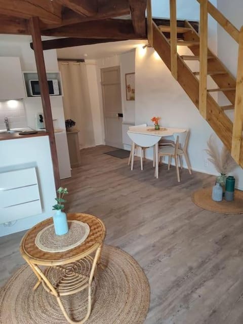 La Marisa, studio cosy 10min Disney. Apartment in Île-de-France