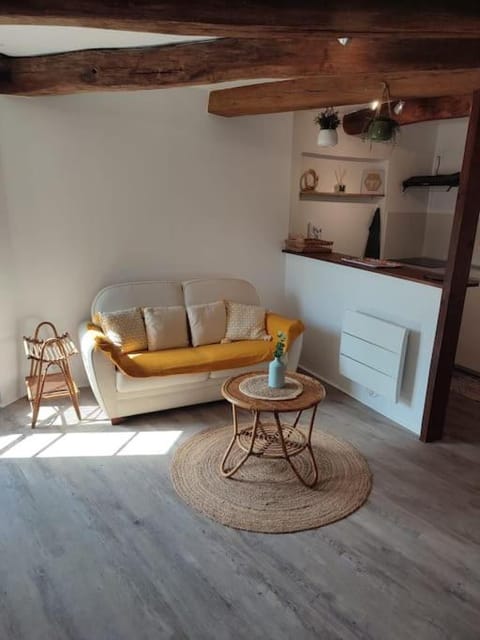 La Marisa, studio cosy 10min Disney. Apartment in Île-de-France