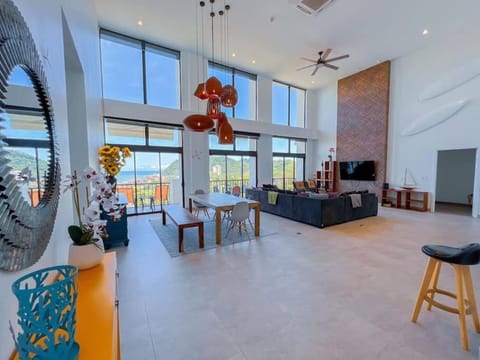 Spacious Ocean View Condo for Groups Apartment in Jaco