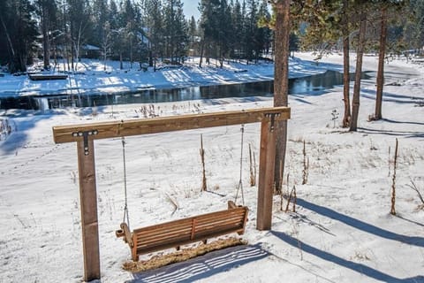 Deschutes Riverfront Home House in Three Rivers